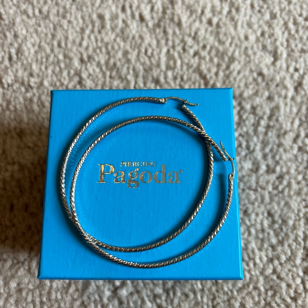 Piercing pagoda sterling silver hoops